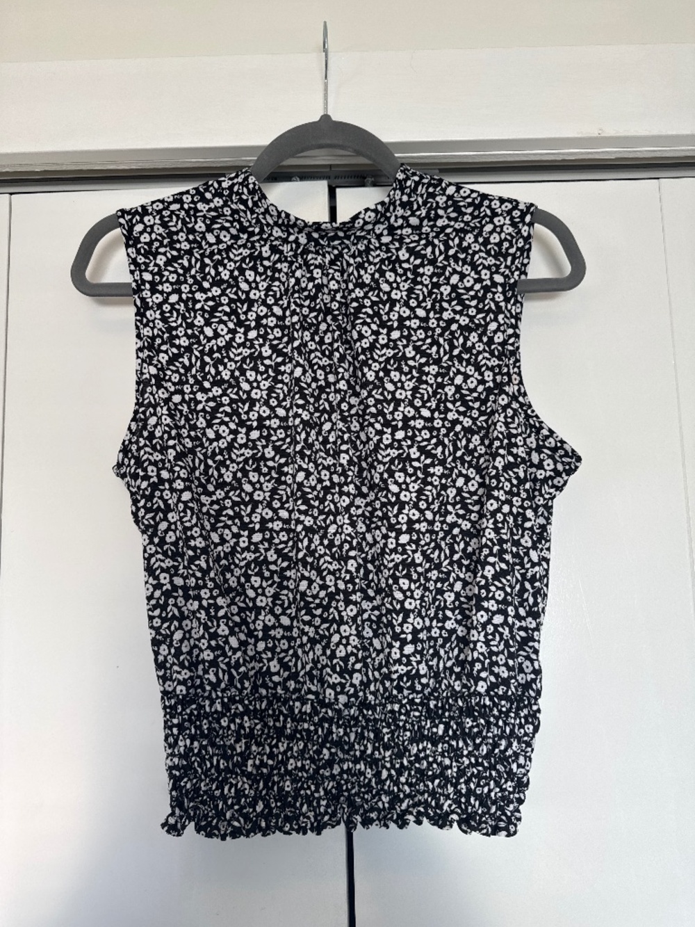 Cute floral top